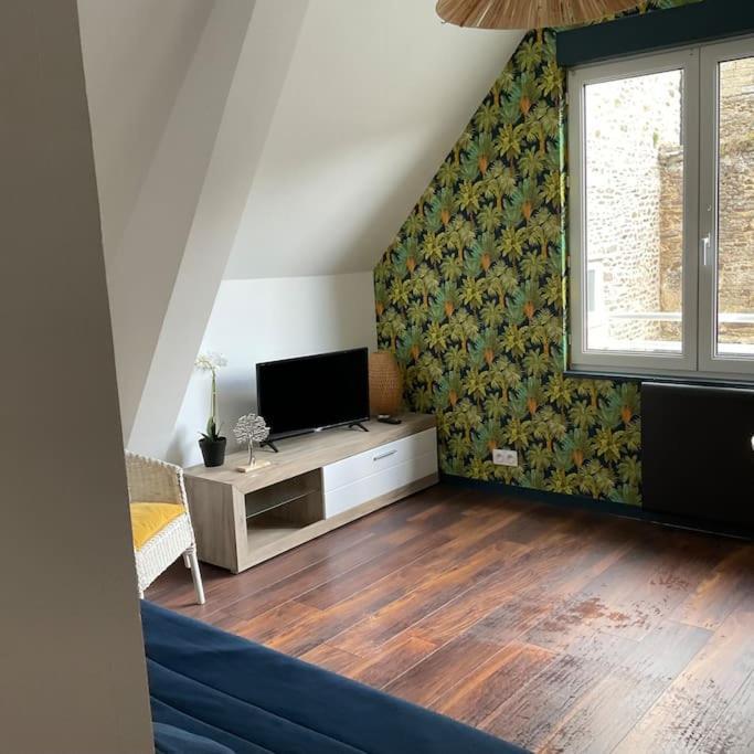 Ferienwohnung En Plein Centre De Dinan Exterior foto